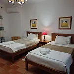 Elegant Family House In With Private Pool 別荘
