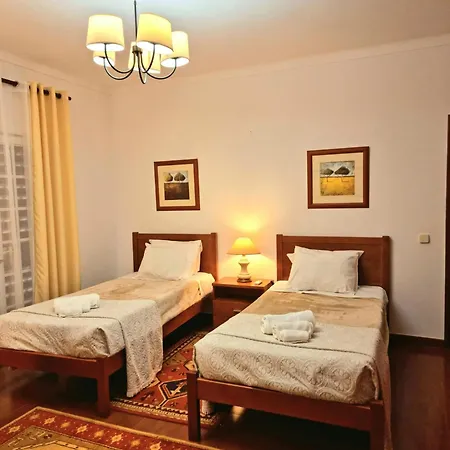 בית נופש Elegant Family House In With Private Pool *