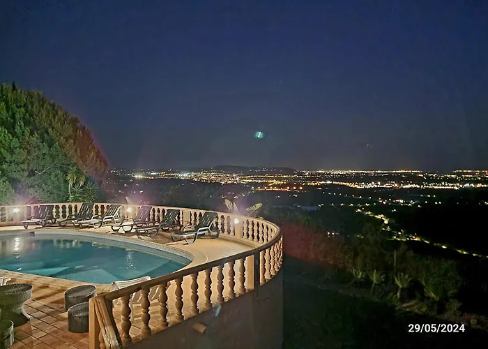 Elegant Family House In With Private Pool * Loulé