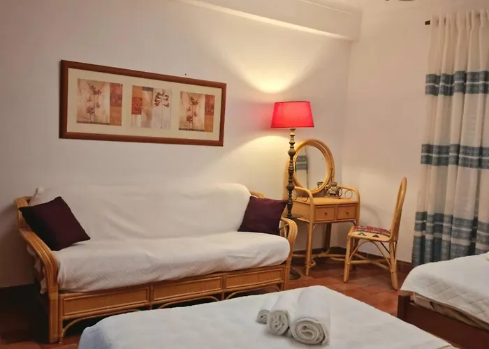 Elegant Family House In With Private Pool Loulé