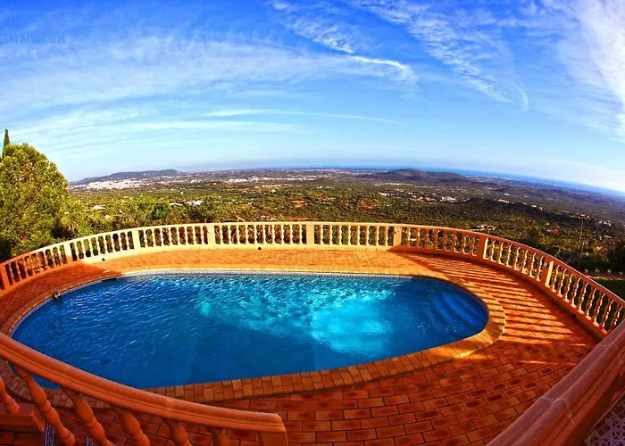 Elegant Family House In With Private Pool Casa de Férias Loulé