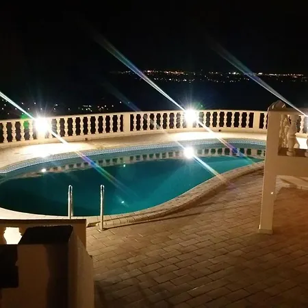Elegant Family House In With Private Pool Loulé