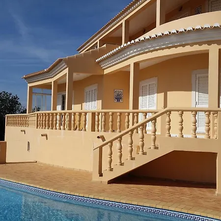 Elegant Family House In With Private Pool * Loulé