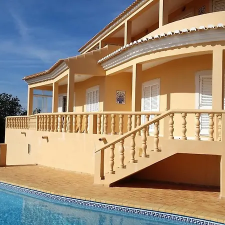 Elegant Family House In With Private Pool בית נופש *